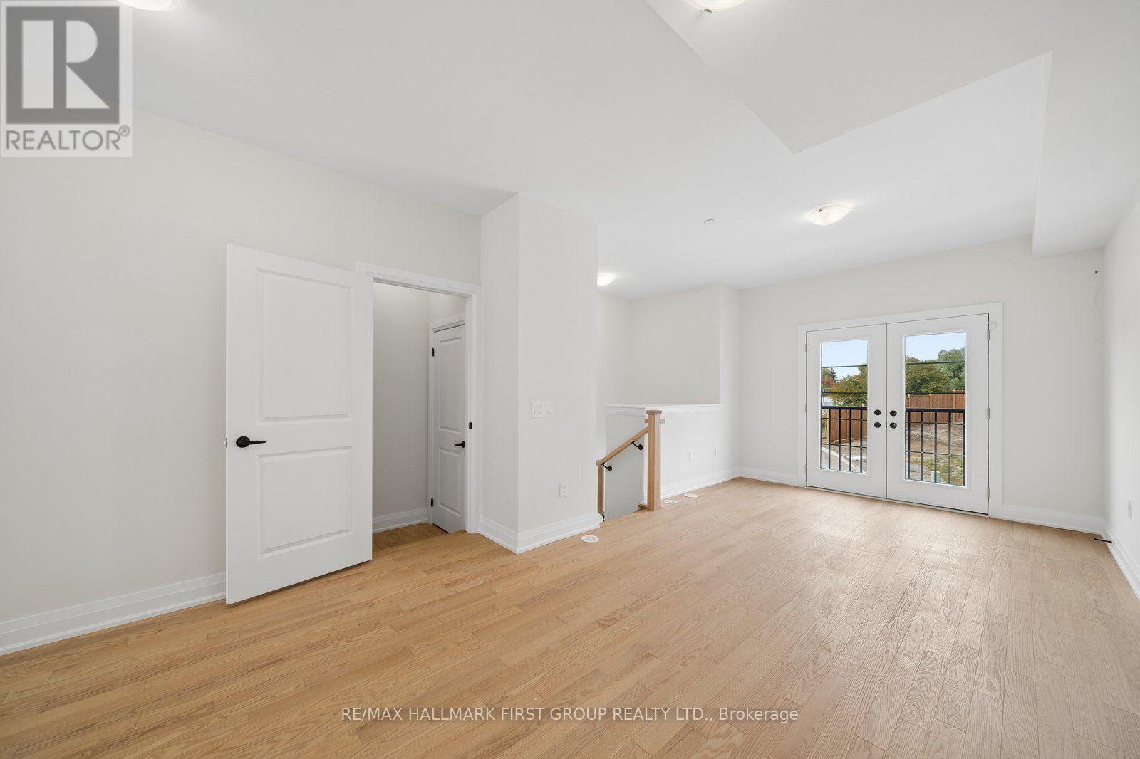 11 MARRET LANE, Clarington (Newcastle) — photo 2