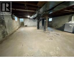 449 Ellis Street West, Windsor, ON N8X1B1 Photo 18