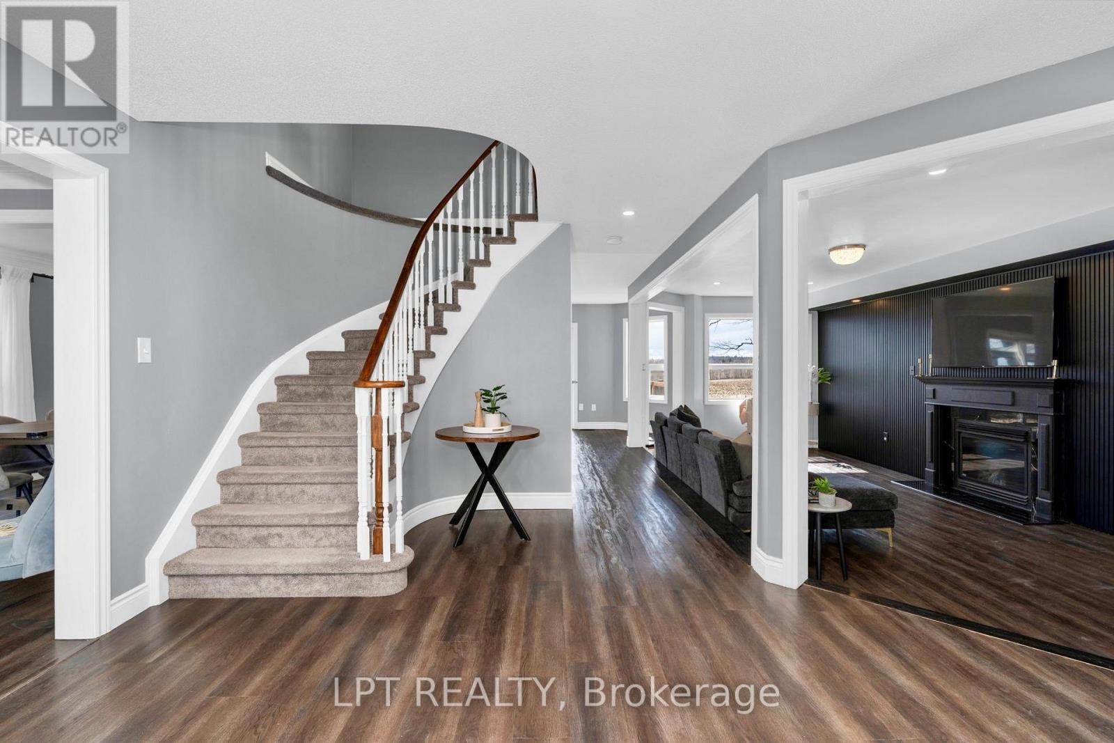 47 NORTHVIEW CRESCENT - 17