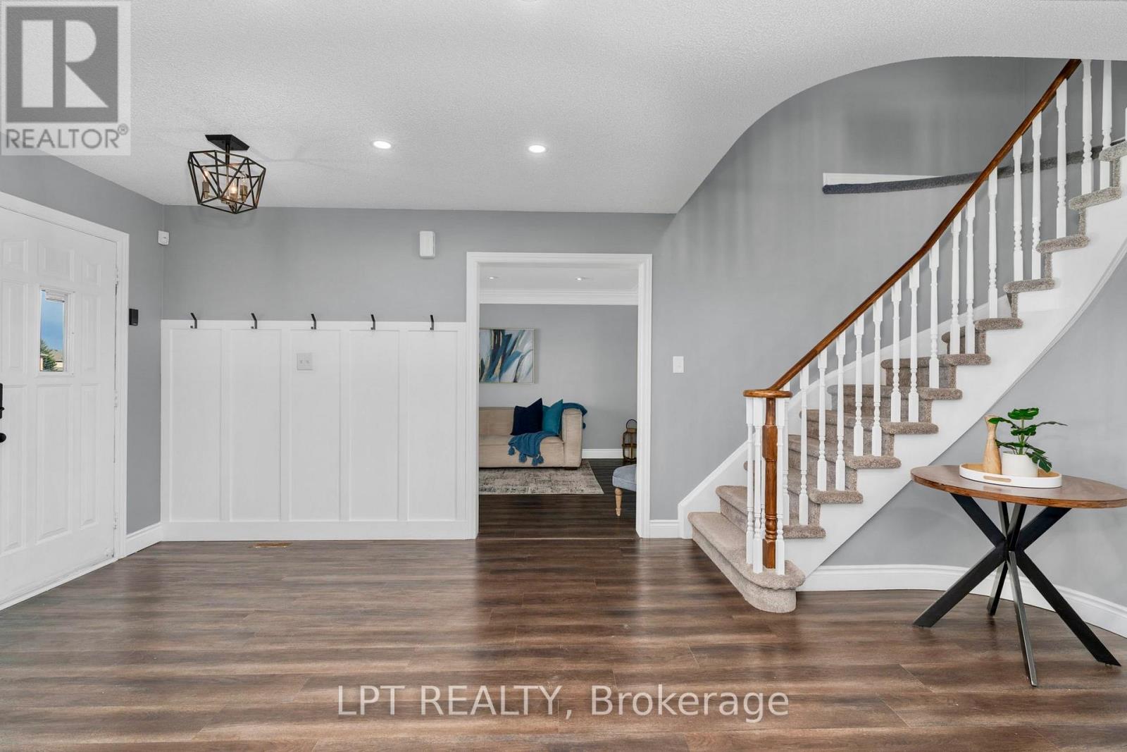 47 NORTHVIEW CRESCENT - 18