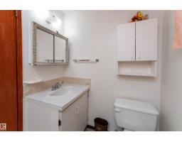 720 Knottwood Rd S Nw, Edmonton, AB T6K1W5 Photo 32