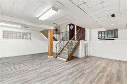 1884 Ross Avenue W, Winnipeg, MB R2R0E6 Photo 20