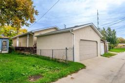 1884 Ross Avenue W, Winnipeg, MB R2R0E6 Photo 32