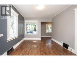 619 12 Street N - photo 6