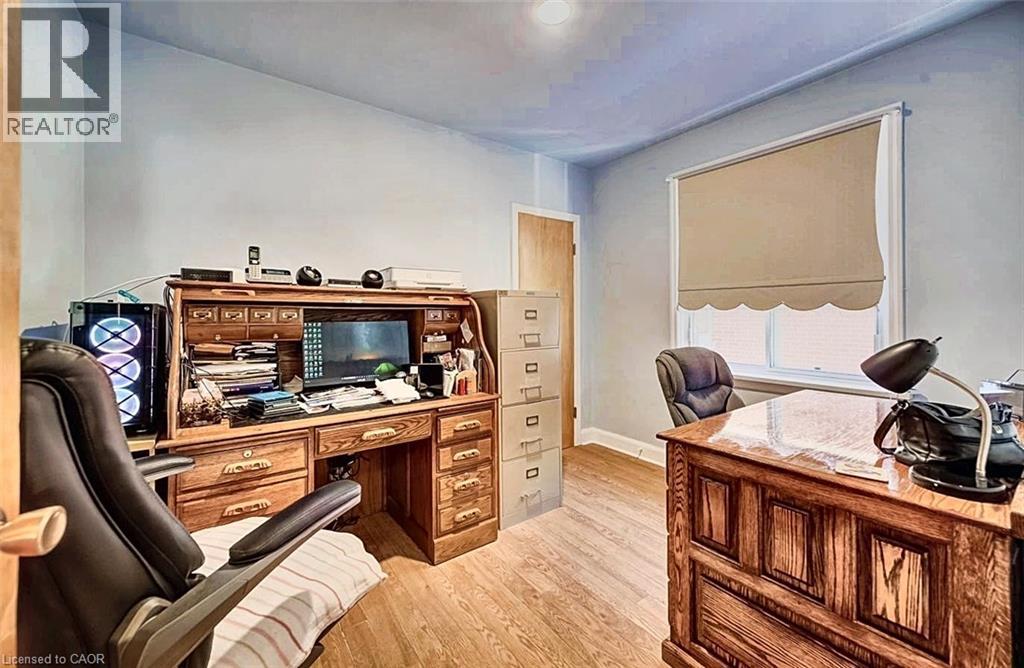 208 ARNOLD Street - Image 14