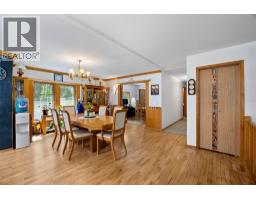 4pc Ensuite bath - 9792 Meadow Road, Kamloops, BC V0K2J0 Photo 14