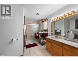 9792 Meadow Road, Kamloops, BC V0K2J0 Photo 15