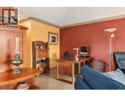 303 1158 Fairfield Rd, Victoria, BC V8V3B1 Photo 12