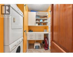 303 1158 Fairfield Rd, Victoria, BC V8V3B1 Photo 23