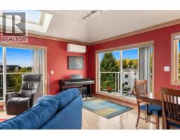 303 1158 Fairfield Rd, Victoria, BC V8V3B1 Photo 13
