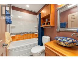 303 1158 Fairfield Rd, Victoria, BC V8V3B1 Photo 22