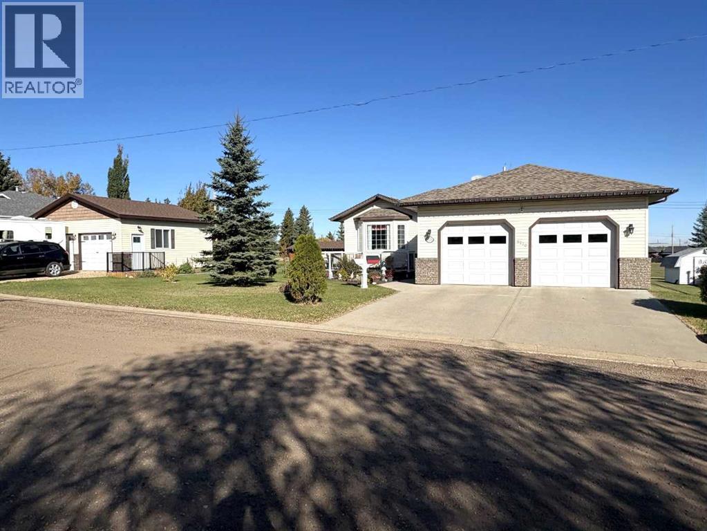 5220 48 Avenue - 2