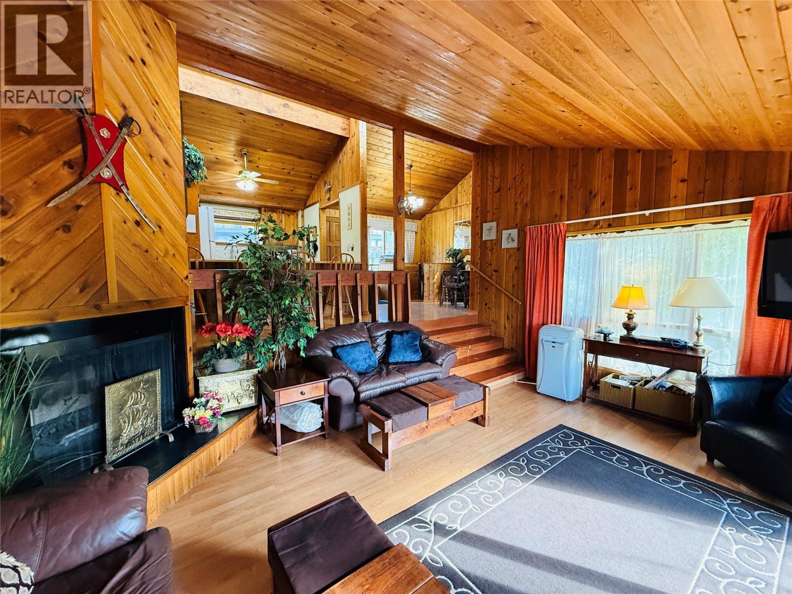 1385 TERRAVISTA Road - Image 18