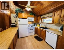 Kitchen - 1385 Terravista Road, Windermere, BC V0B2L0 Photo 13