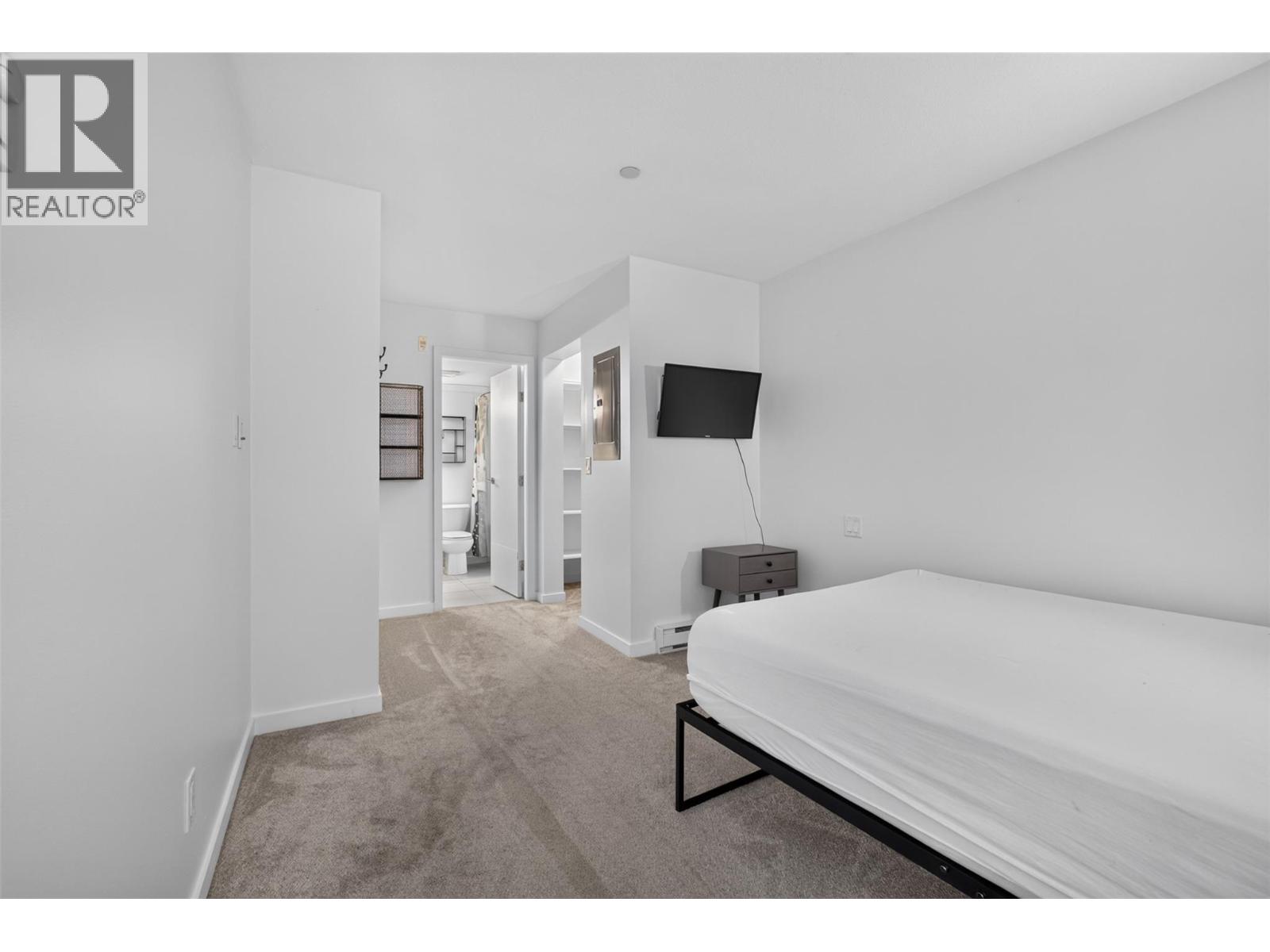 547 Yates Road Unit# 211, Kelowna