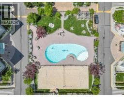 211 547 Yates Road, Kelowna