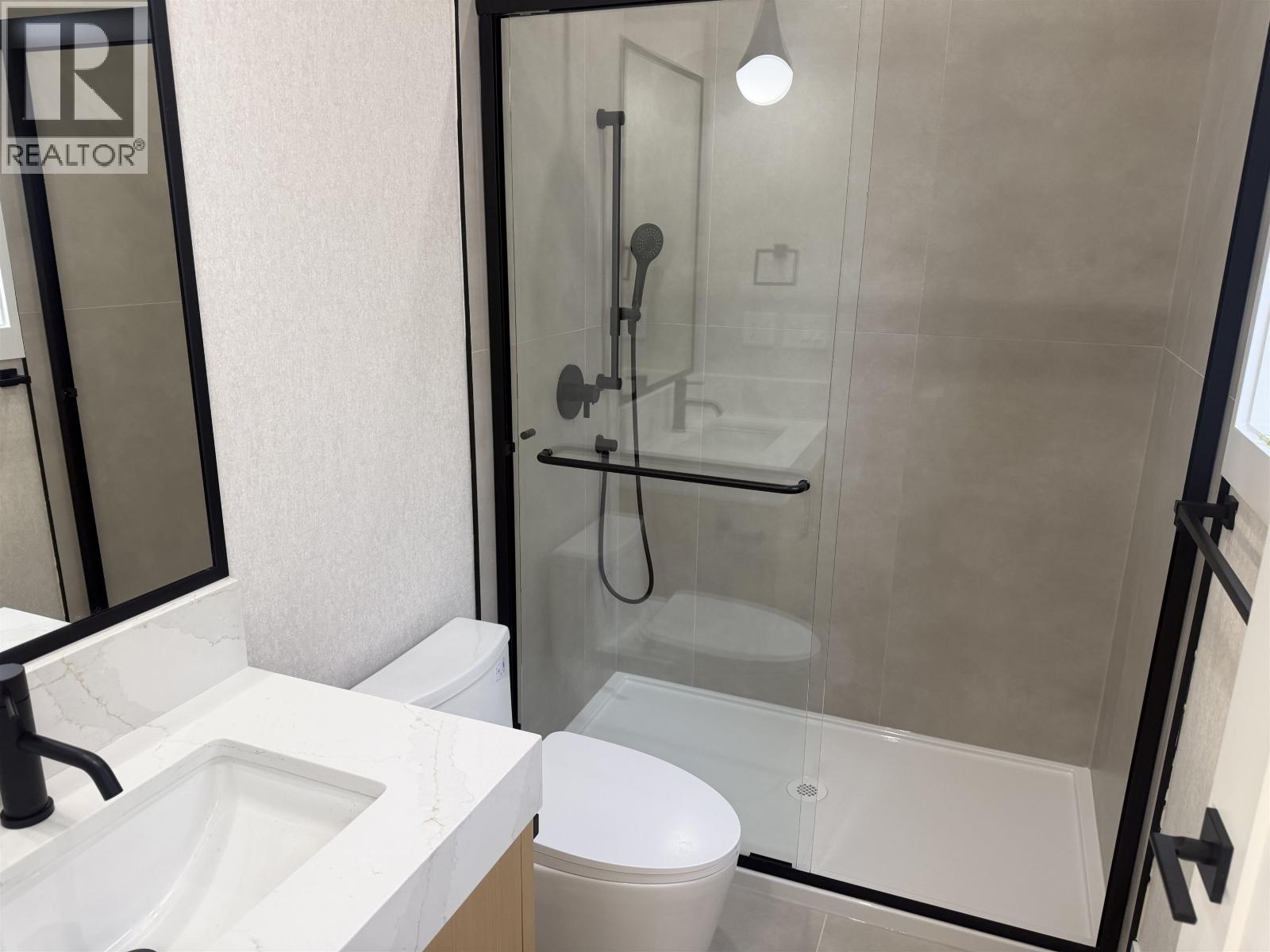 2 7497 HOLLY STREET, Burnaby