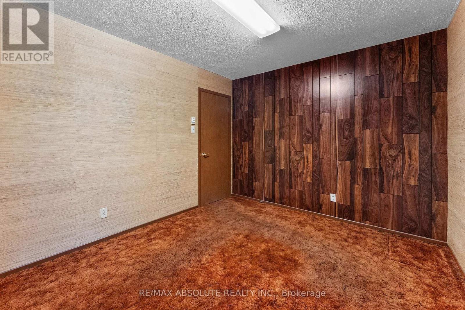 327 NIEMAN DRIVE - 17
