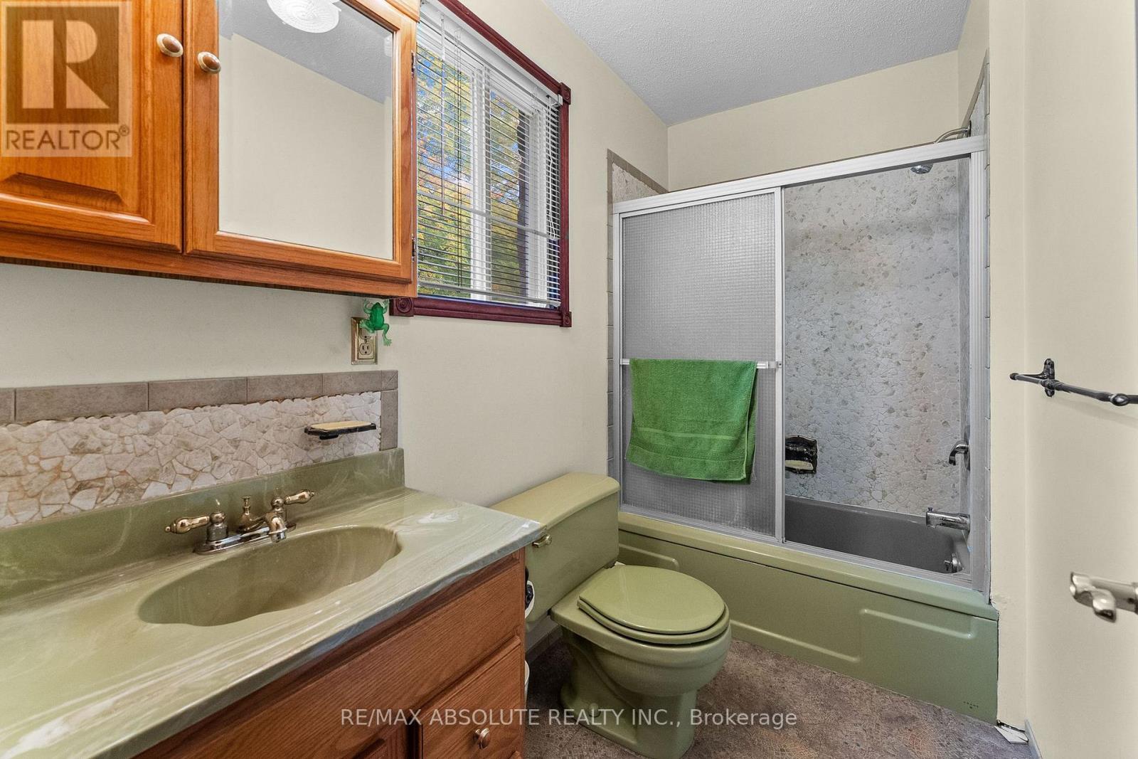 327 NIEMAN DRIVE - 20