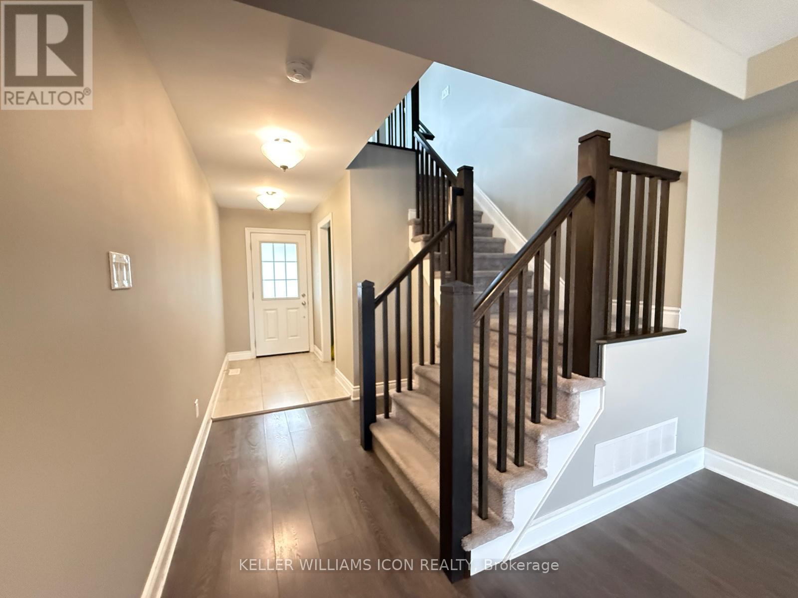 113 CRANESBILL ROAD, Ottawa — photo 4