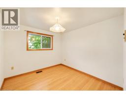 Living room - 326 Walkers Line, Burlington, ON L7N2C7 Photo 11