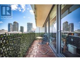 2204 - 197 Yonge Street, Toronto, ON M5B0C1 Photo 14