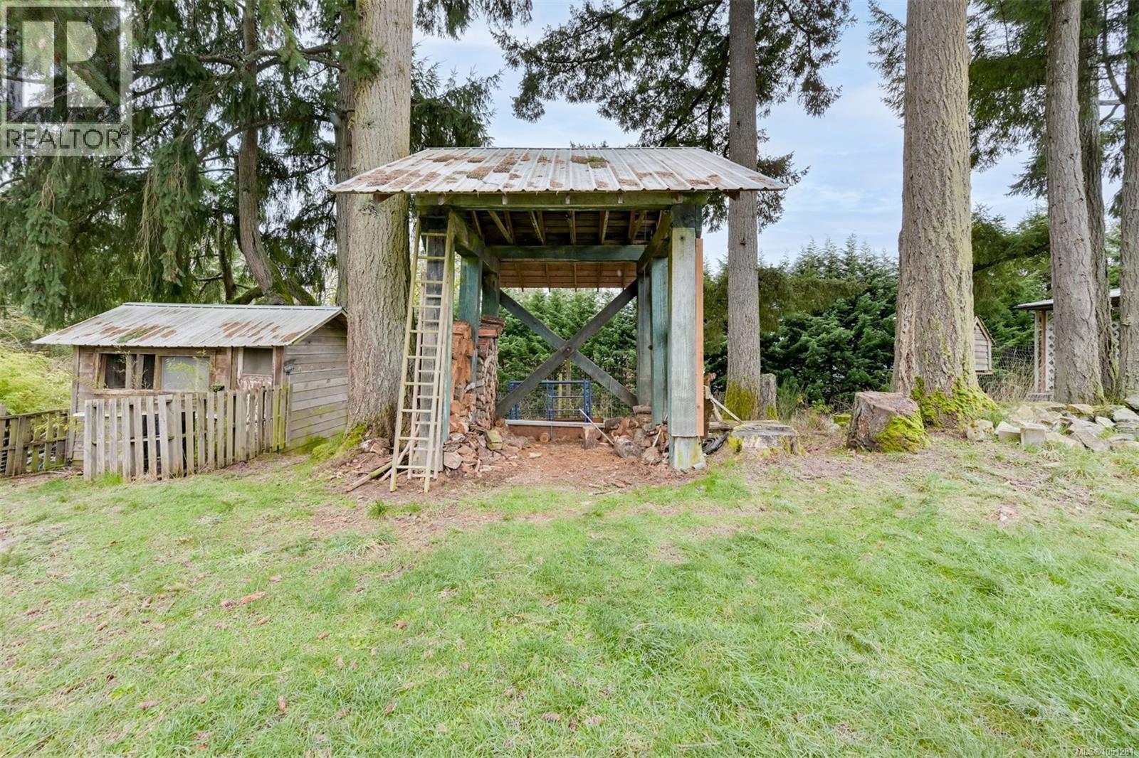 4890 Wilson Rd - Image 59