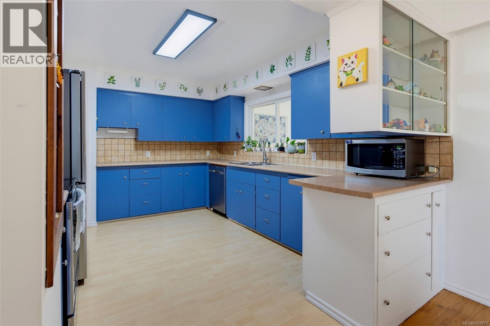 14 Eaton Ave - 17