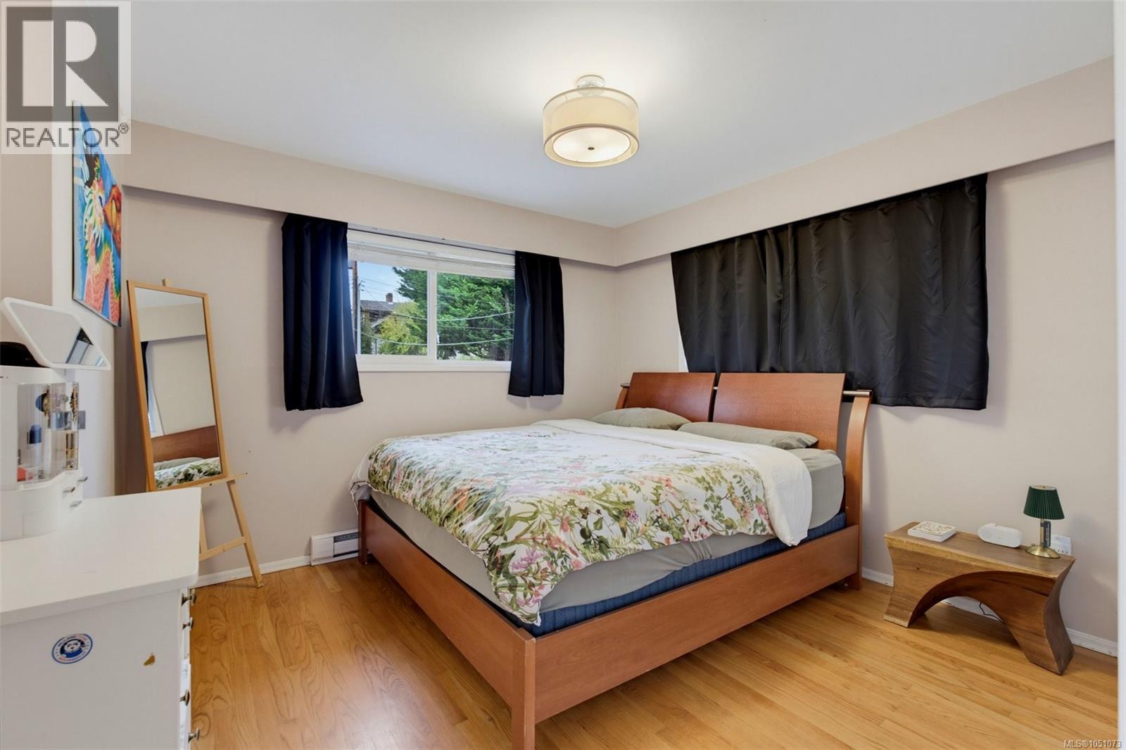 14 Eaton Ave - 9