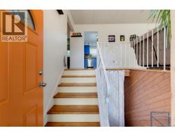 14 Eaton Ave, View Royal, BC V8Z5E1 Photo 14