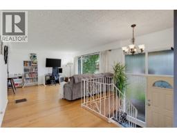 14 Eaton Ave, View Royal, BC V8Z5E1 Photo 15