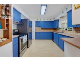 14 Eaton Ave, View Royal, BC V8Z5E1 Photo 18