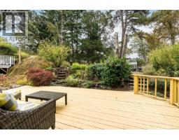 14 Eaton Ave, View Royal, BC V8Z5E1 Photo 23
