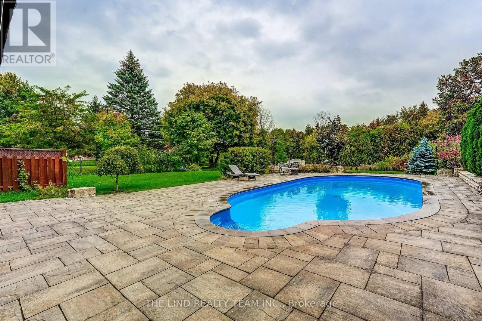 97 Thompson Drive, East Gwillimbury, ON photo 39