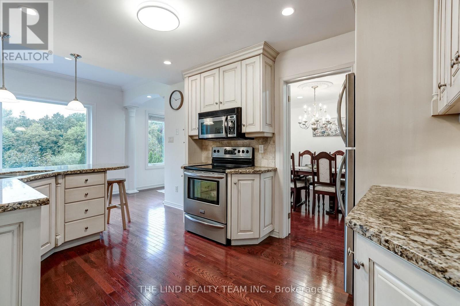 97 THOMPSON DRIVE, East Gwillimbury (Holland Landing) — photo 6