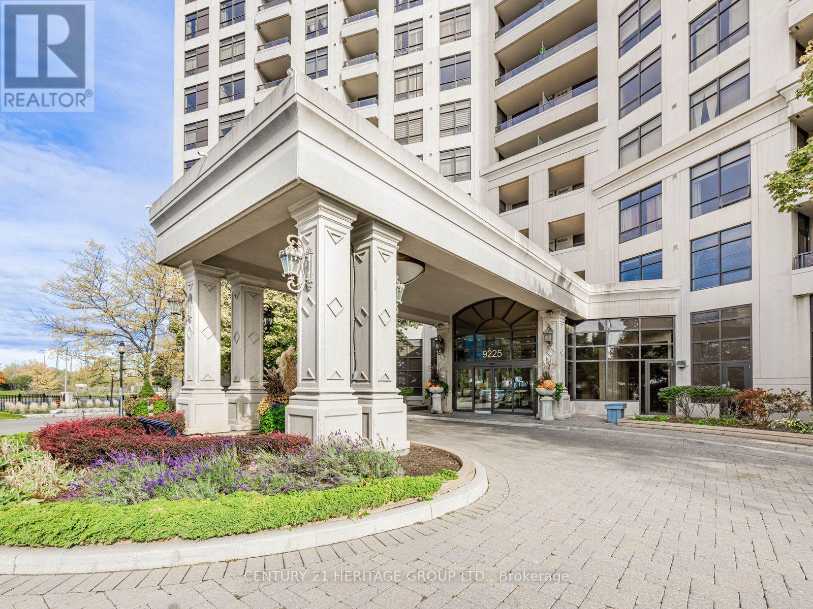 1611 - 9225 JANE STREET, Vaughan (Maple) — photo 2