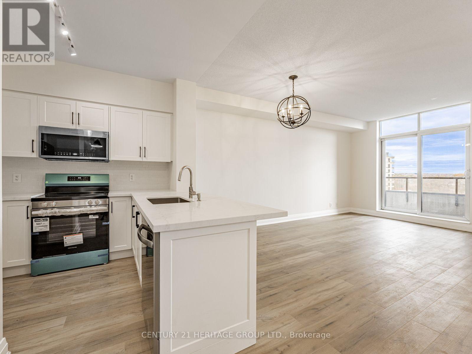 1611 - 9225 JANE STREET, Vaughan (Maple) — photo 8