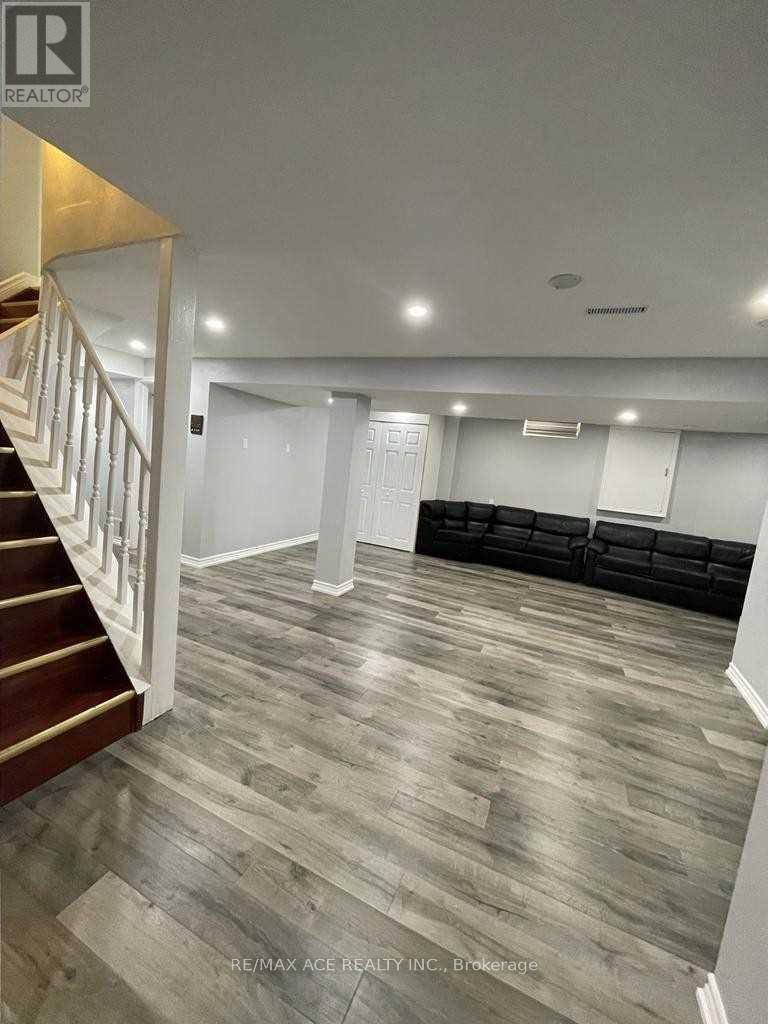 BSMT - 304 RUSSET WAY, Vaughan (East Woodbridge) — photo 5