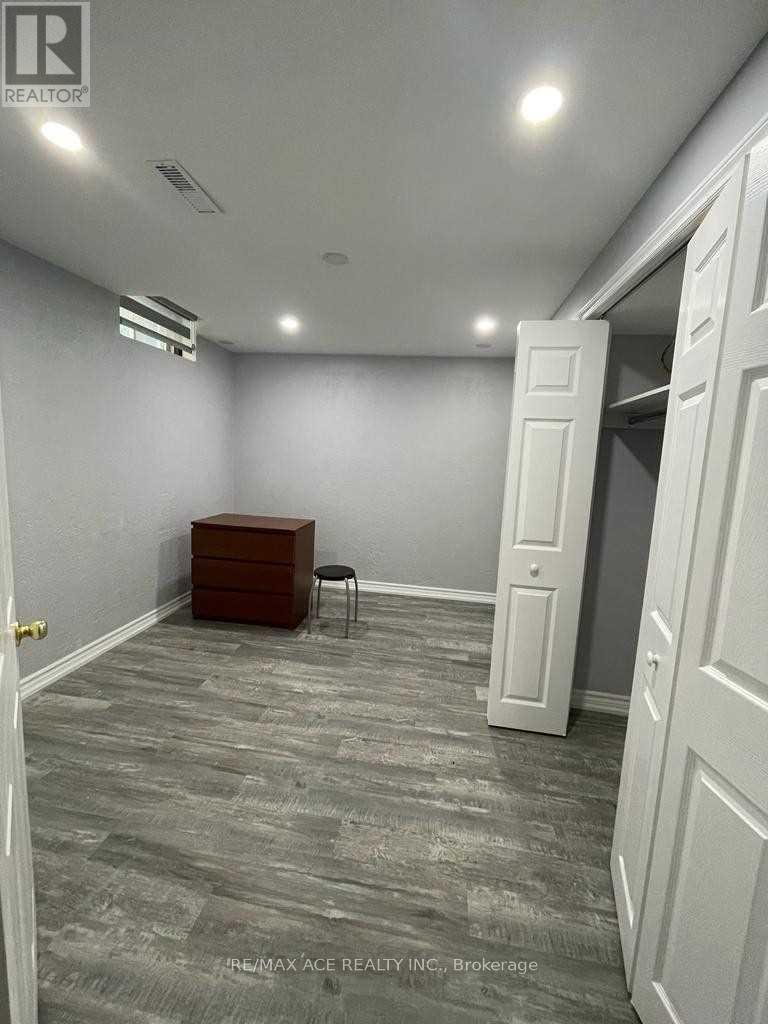 BSMT - 304 RUSSET WAY, Vaughan (East Woodbridge) — photo 6