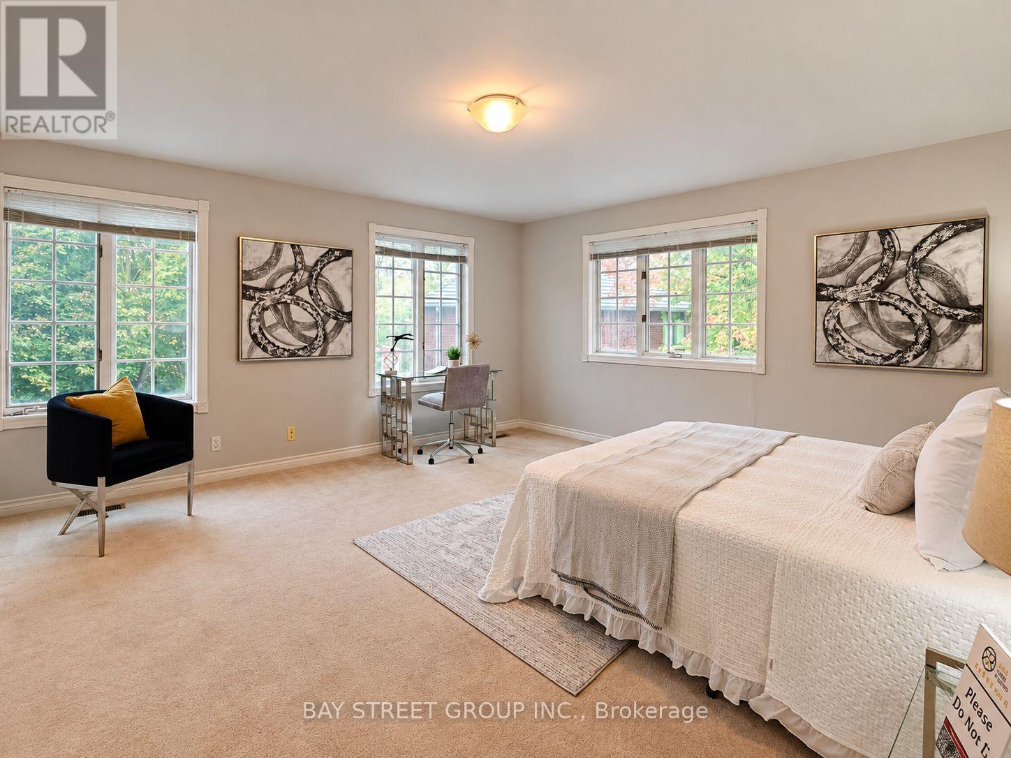 6 HUNT CLUB COURT - 16