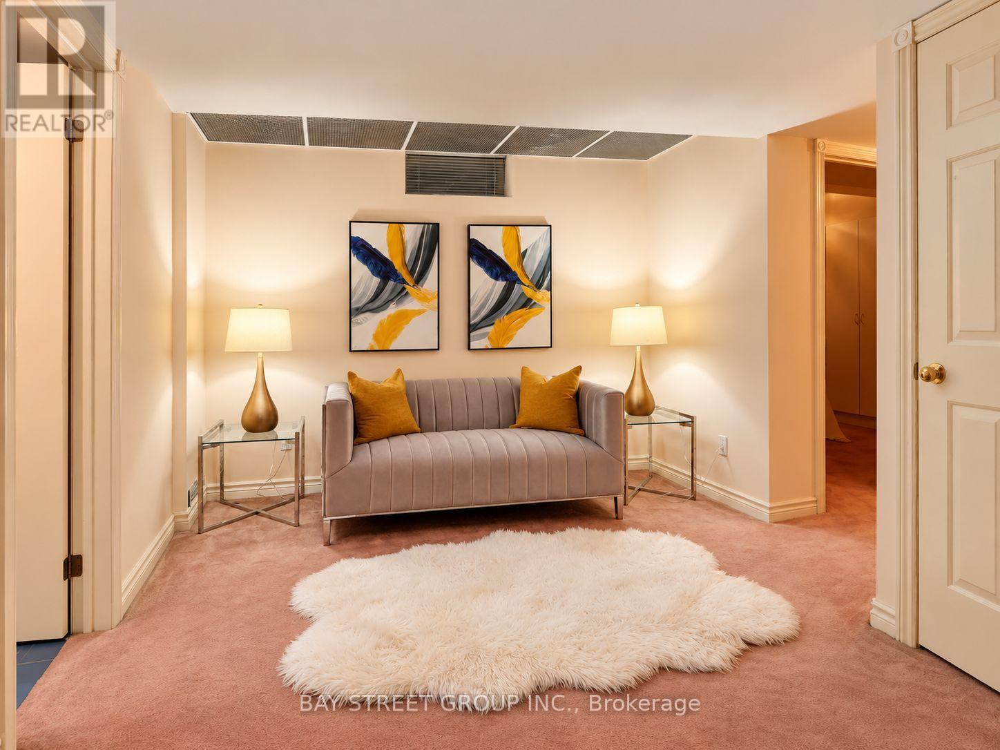 6 Hunt Club Court, Markham, ON photo 26
