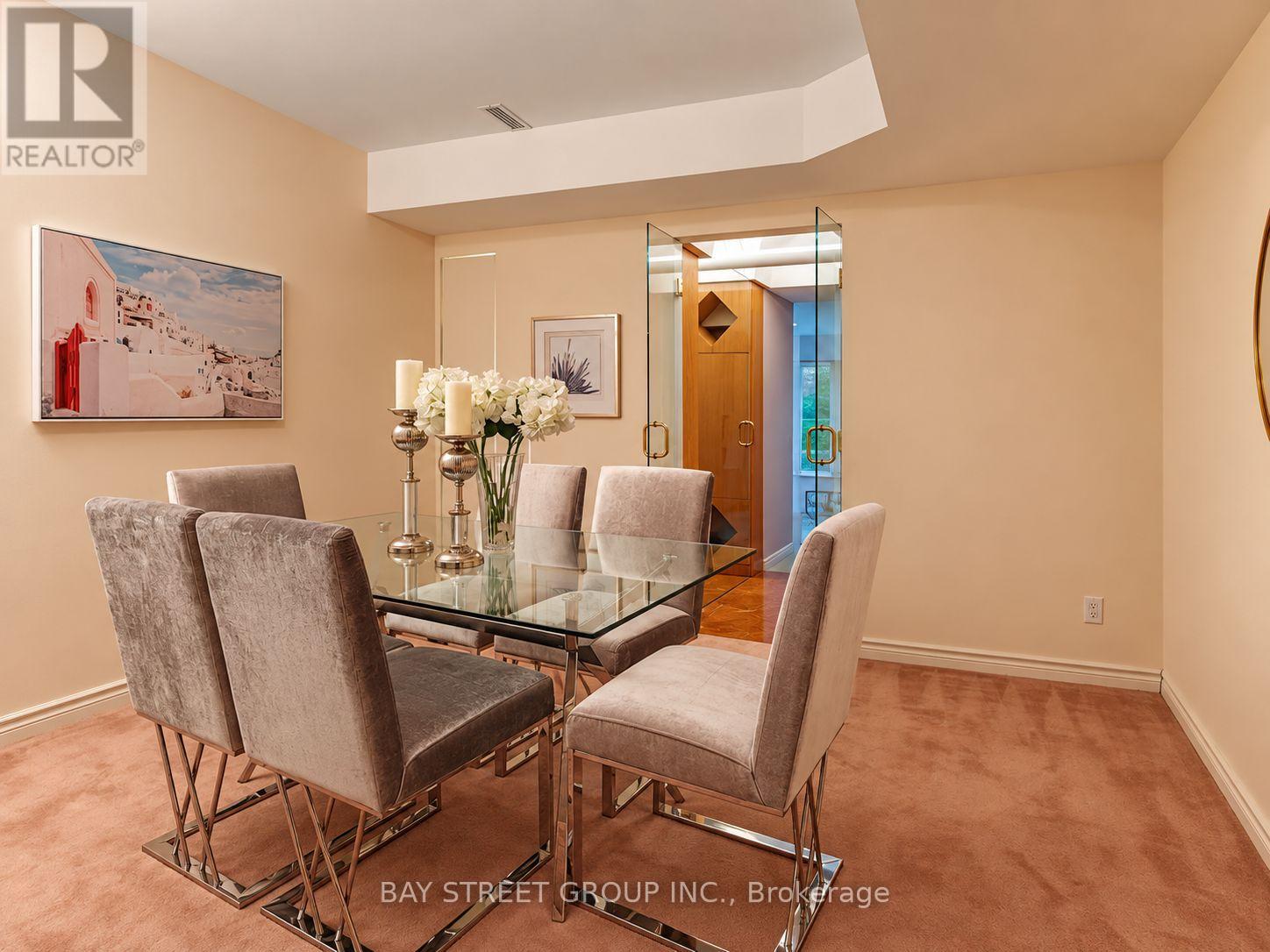 6 HUNT CLUB COURT - 27