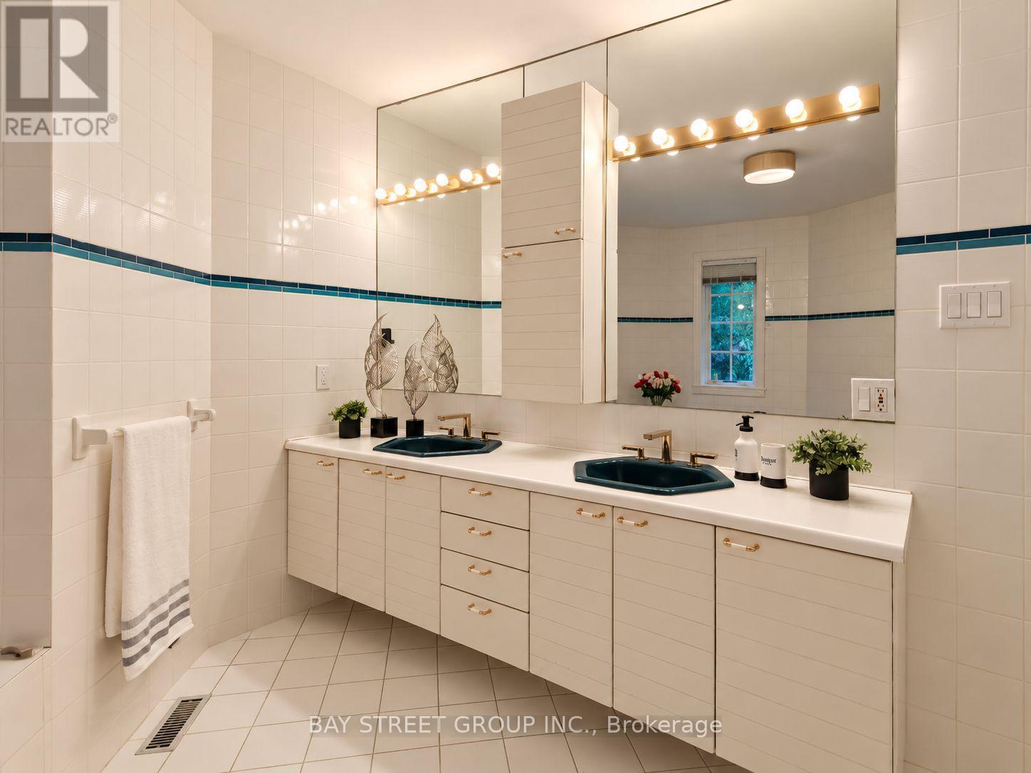 6 Hunt Club Court, Markham, ON photo 30