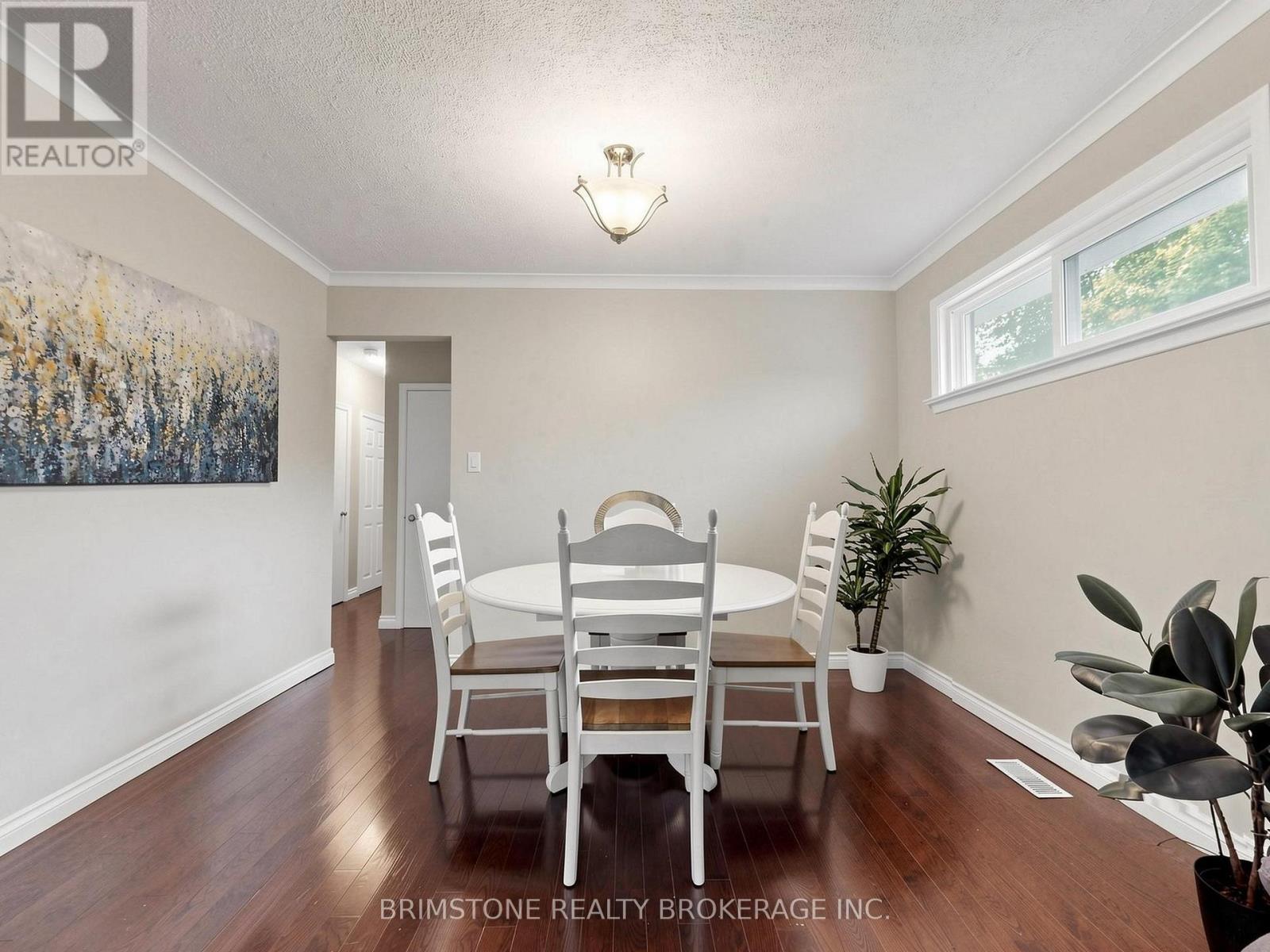 93 BAYVIEW PARKWAY - 10