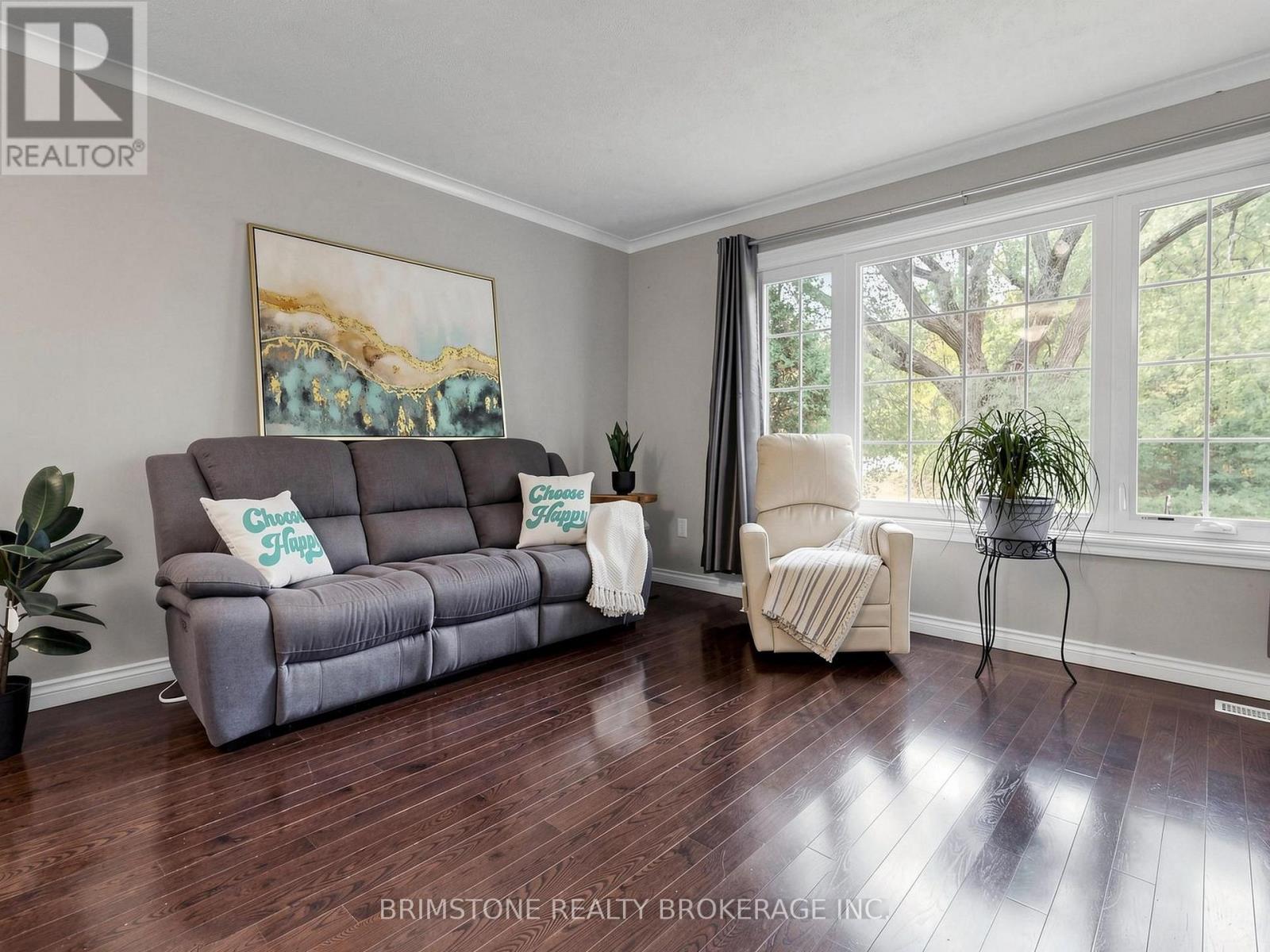 93 BAYVIEW PARKWAY - 6