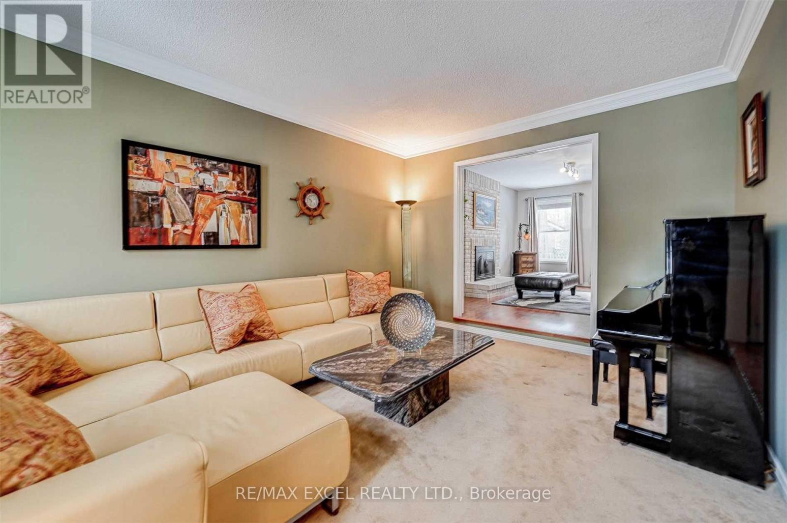 36 HEDGEWOOD DRIVE, Markham (Unionville) — photo 4