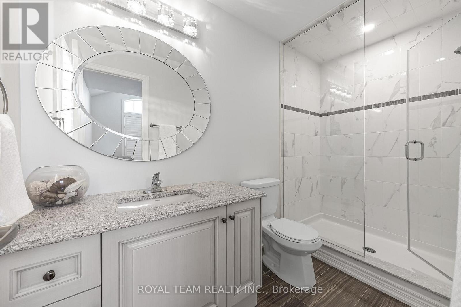 636 Mcgregor Farm Trail, Newmarket, ON photo 31