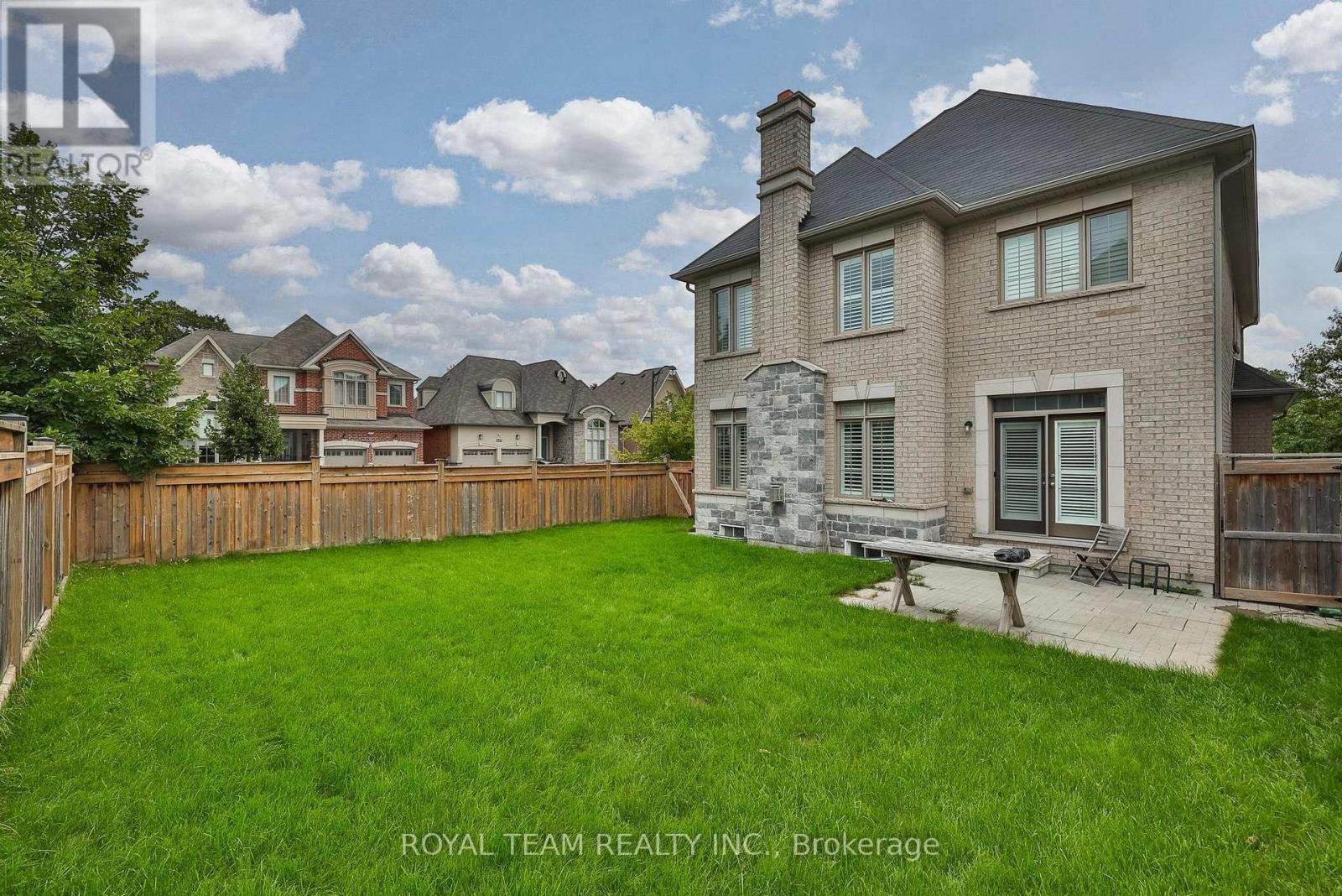 636 Mcgregor Farm Trail, Newmarket, ON photo 35