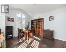 636 Mcgregor Farm Trail, Newmarket, ON L3X0H3 Photo 19