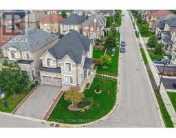 636 Mcgregor Farm Trail, Newmarket, ON L3X0H3 Photo 37